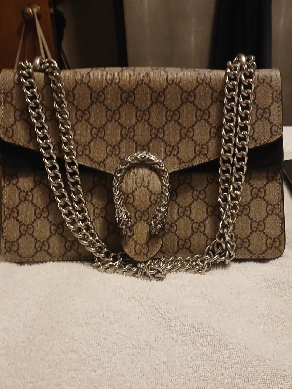 Gucci - Picture 1 of 5